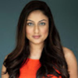 Meet your Posher, Julia datt